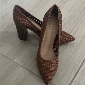 Mesh stacked heel pump